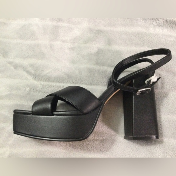 Lisa Vicky Jazz Black Leather Strappy Platform Block Heels Size 9 M - Picture 9 of 11